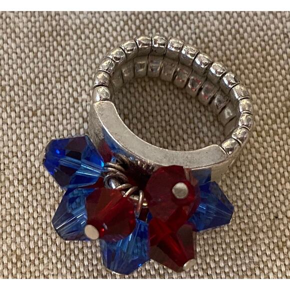 Blue and Red Glass Bead Stretch Ring - Picture 2 of 2